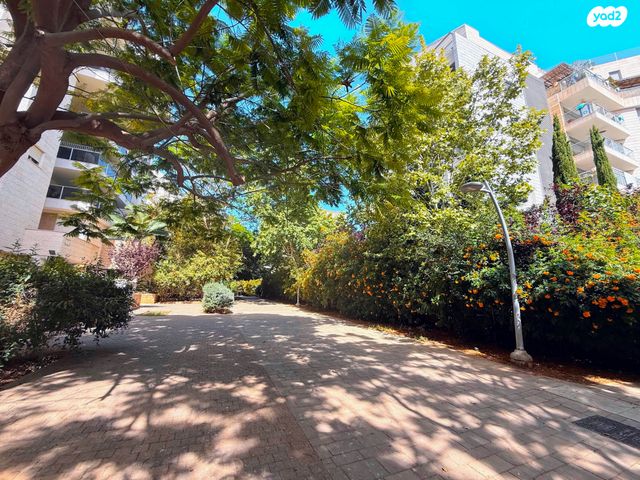 מודעת נכס, כפר סבא הירוקה, כפר סבא