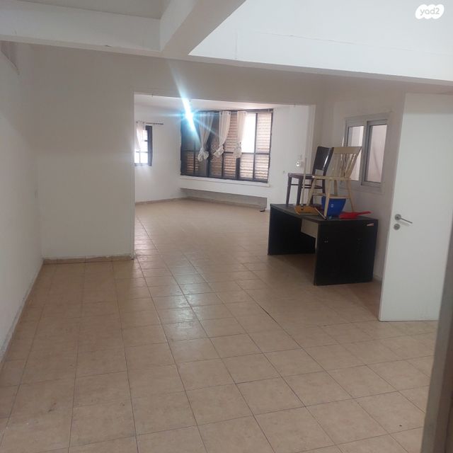 שדרות רש"י 10