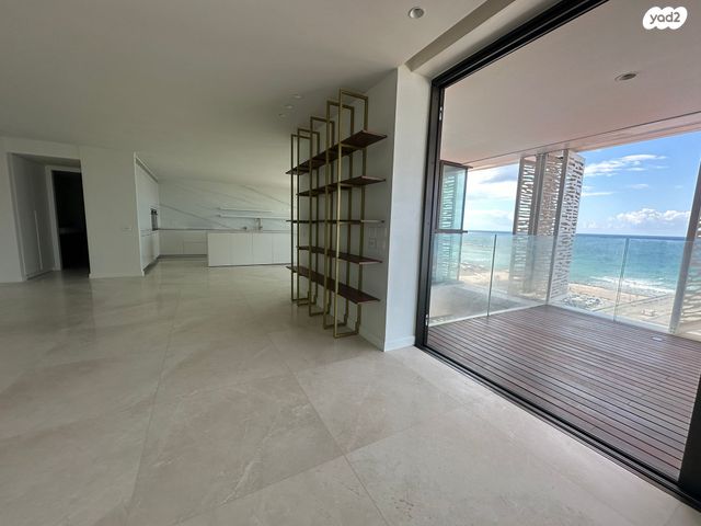 כ"ג יורדי הסירה 