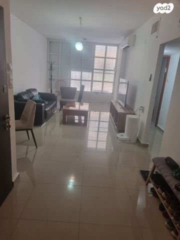 דירה, לב העיר, בת ים