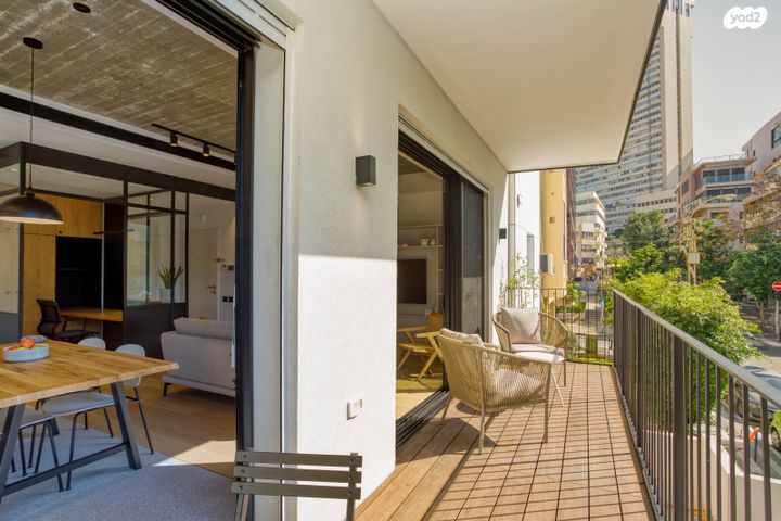 מודעת נכס, תל אביב יפו