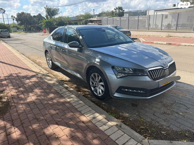 מודעת רכב סקודה סופרב