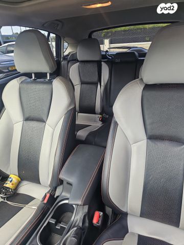 מודעת רכב סובארו XV