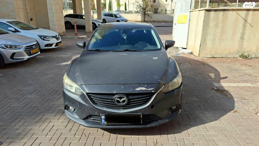 מודעת רכב מאזדה 6