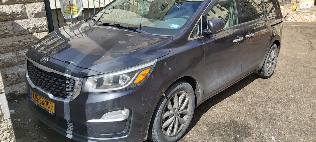 מודעת רכב קיה קרניבל