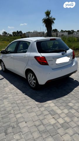 מודעת רכב טויוטה יאריס
