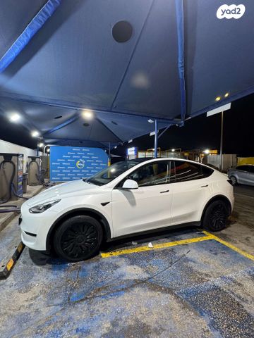 מודעת רכב טסלה מודל Y