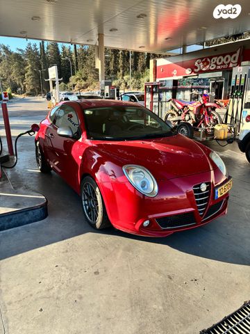 מודעת רכב אלפא רומיאו מיטו
