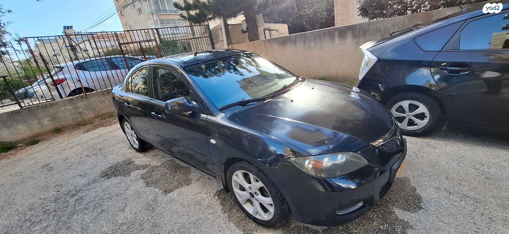 מודעת רכב מאזדה 3