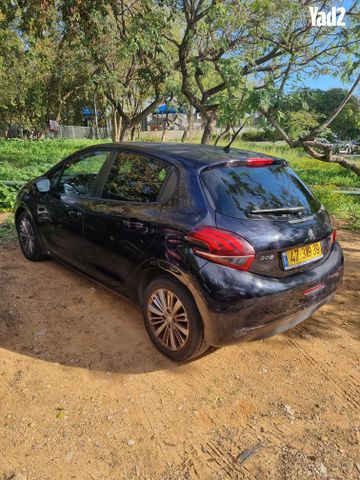 מודעת רכב פיג'ו 208