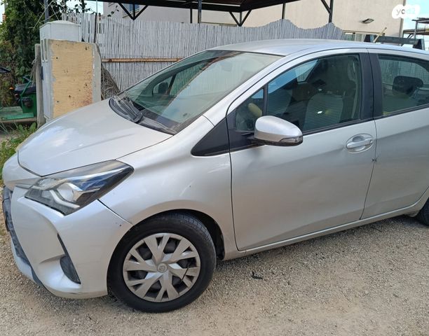 מודעת רכב טויוטה יאריס