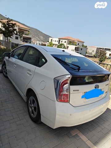 מודעת רכב טויוטה פריוס