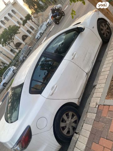 מודעת רכב מאזדה 3