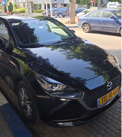 מודעת רכב מאזדה 2