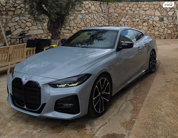 מודעת רכב ב מ וו סדרה 4