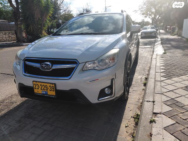 מודעת רכב סובארו XV