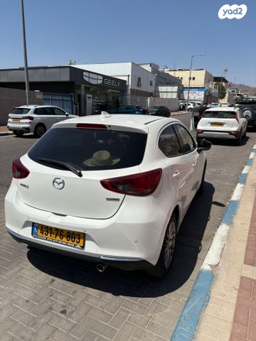 מודעת רכב מאזדה 2