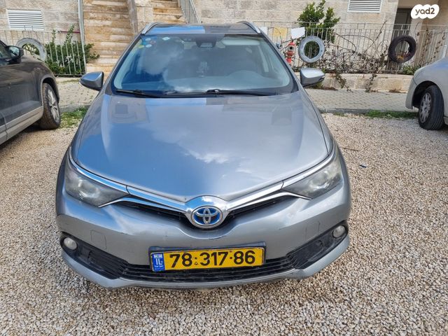 מודעת רכב טויוטה אוריס