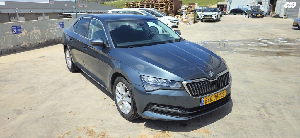 מודעת רכב סקודה סופרב