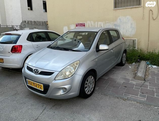 מודעת רכב יונדאי i20