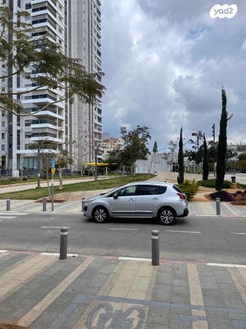 מודעת רכב פיג'ו 3008