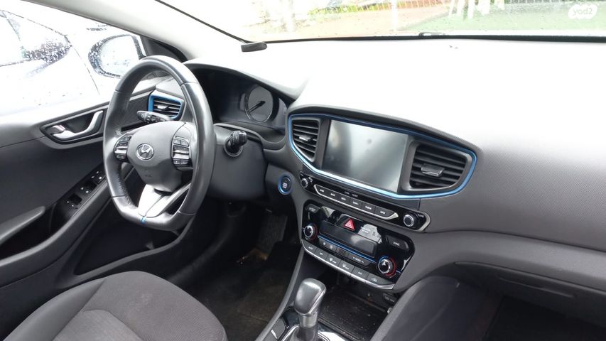 מודעת רכב יונדאי איוניק