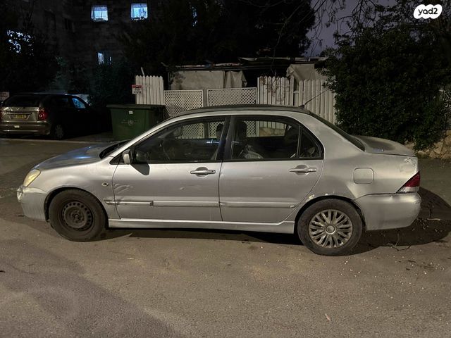 מודעת רכב מיצובישי לנסר