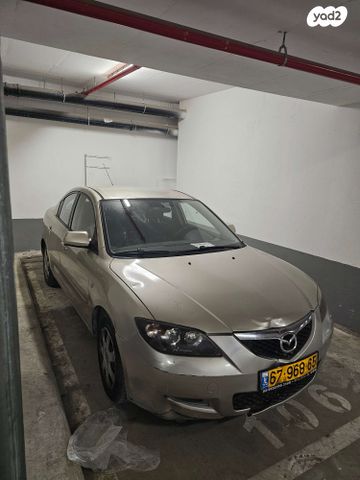 מודעת רכב מאזדה 3