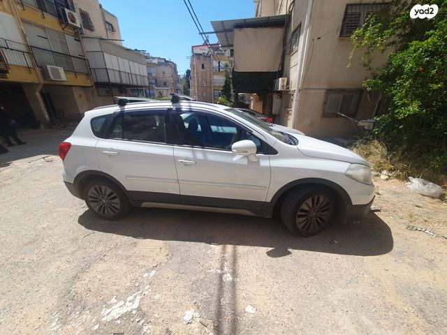 מודעת רכב סוזוקי קרוסאובר