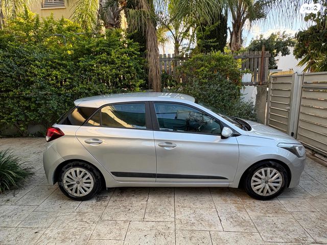 מודעת רכב יונדאי i20