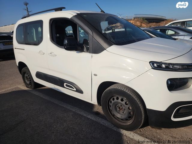 מודעת רכב סיטרואן ברלינגו