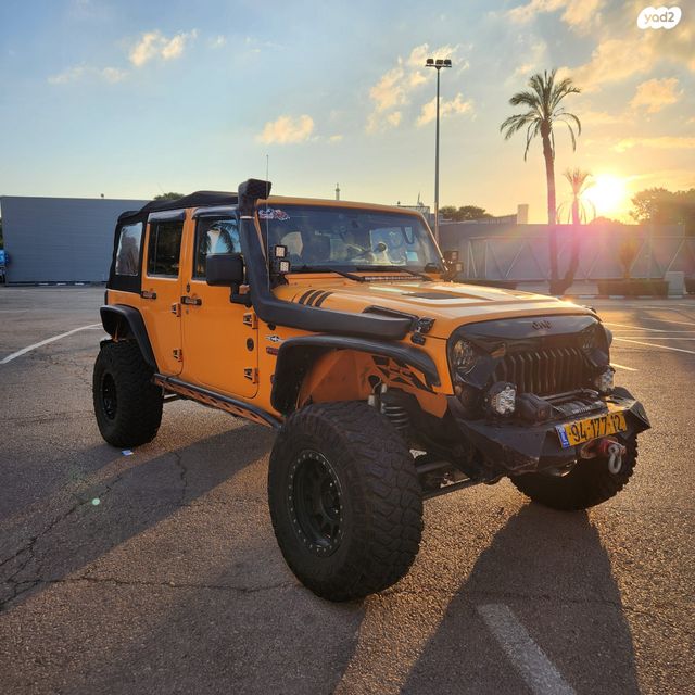 מודעת רכב ג'יפ רנגלר