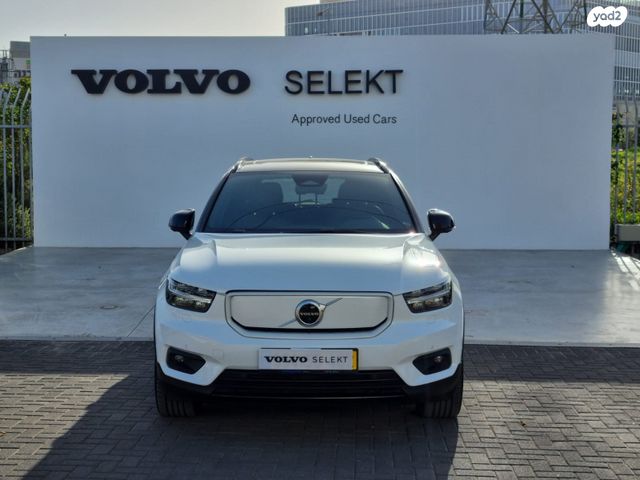 מודעת רכב וולוו XC40 1