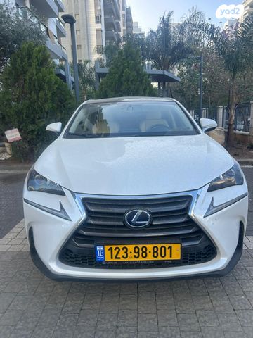 מודעת רכב לקסוס NX