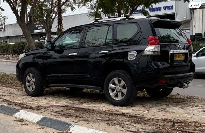 מודעת רכב טויוטה לנד קרוזר