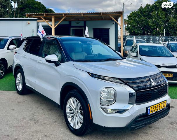 מודעת רכב מיצובישי אאוטלנדר 1