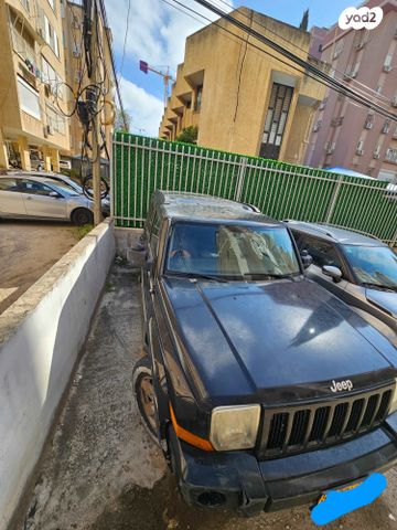 מודעת רכב ג'יפ קומנדר