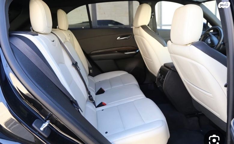 מודעת רכב קאדילק XT4