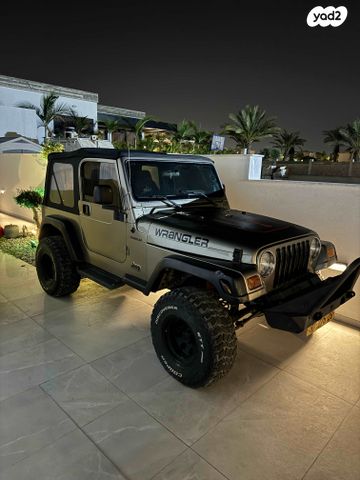 מודעת רכב ג'יפ רנגלר