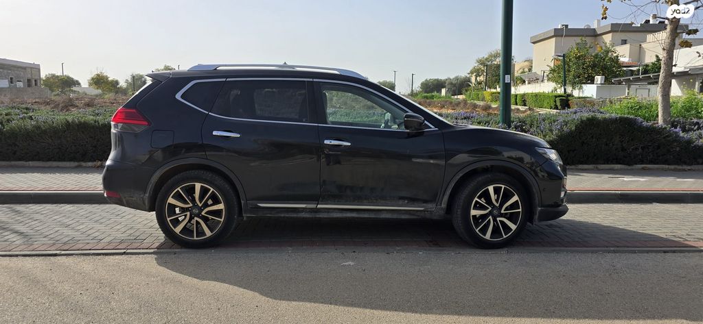 מודעת רכב ניסאן אקס טרייל