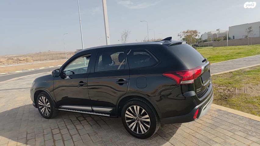 מודעת רכב מיצובישי אאוטלנדר