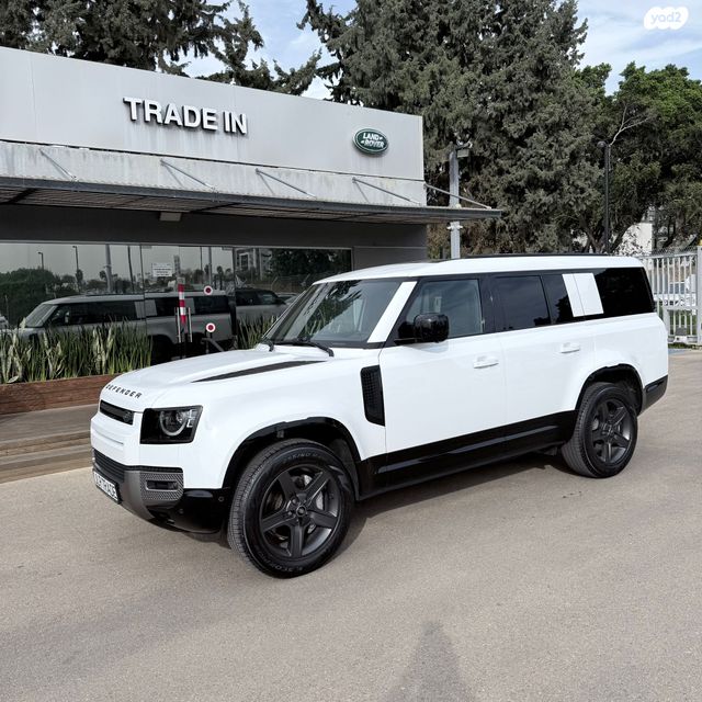 דיפנדר X-Dynamic SE 130 אוט׳ דיזל 8 מק 3.0 (250 כ״ס)