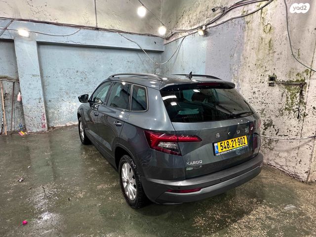 מודעת רכב סקודה קארוק