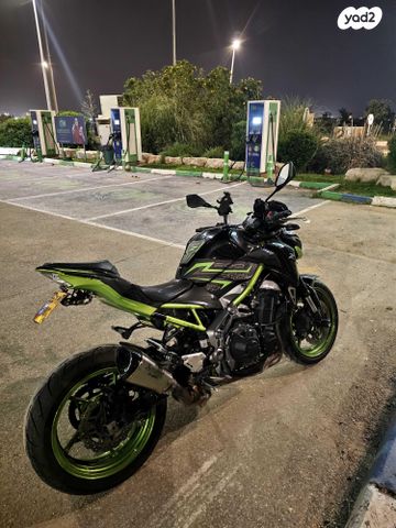 מודעת רכב קאוואסאקי Z900
