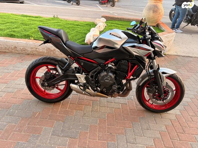 מודעת רכב קאוואסאקי Z650 abs