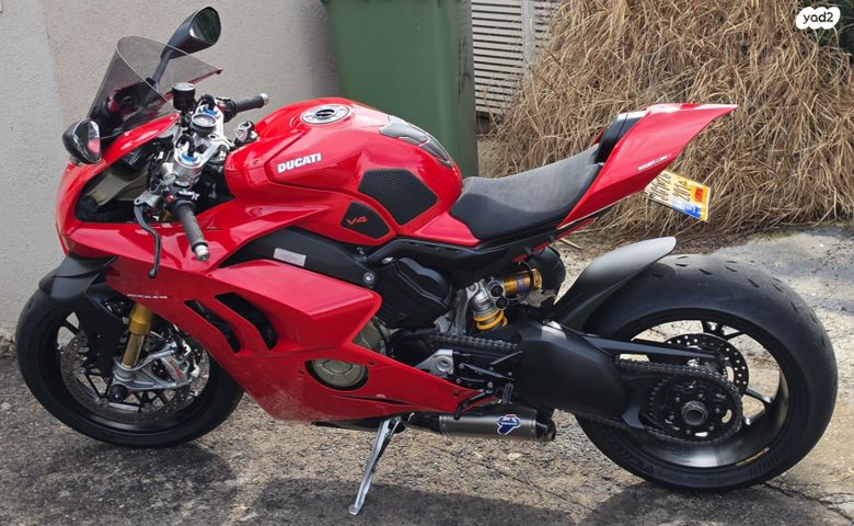 מודעת רכב דוקאטי פניגאלה V4S