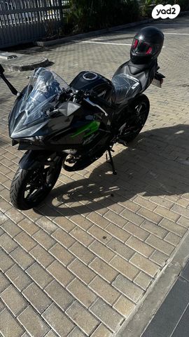מודעת רכב קאוואסאקי נינג'ה 500