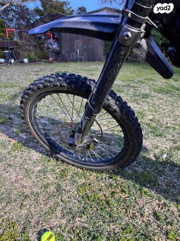 מודעת רכב סורון Light Bee X