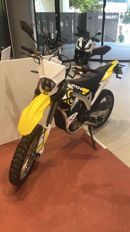 מודעת רכב סורון סטרום בי