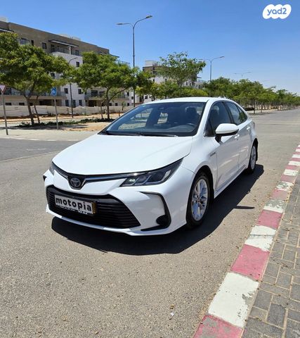 מודעת רכב טויוטה קורולה